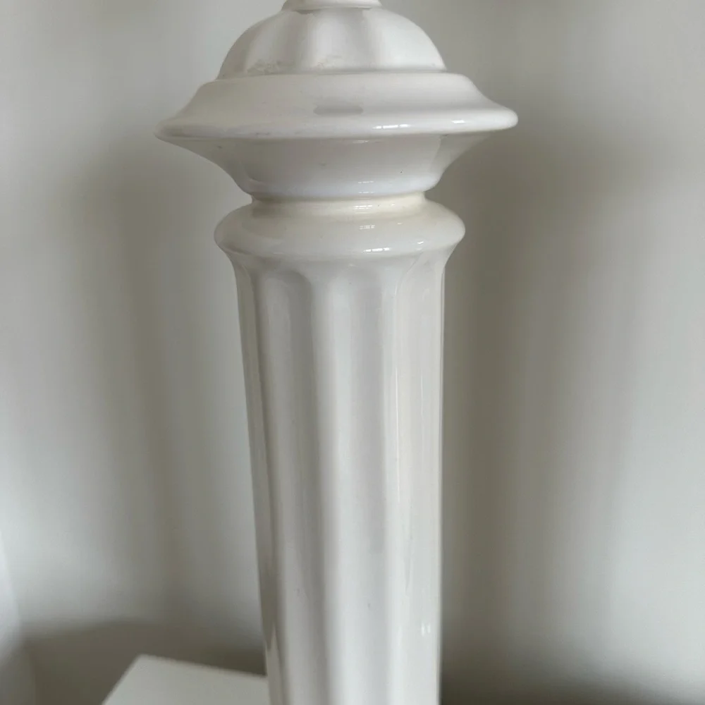 Elegant White Ceramic/Porcelain Column Table Lamps - Picture 5 of 7